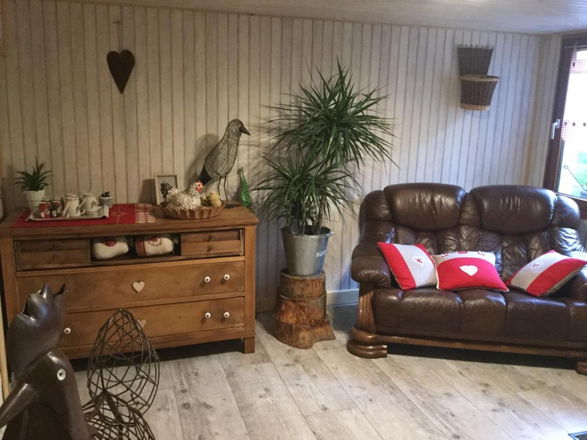 La Ferme De La-Haut B&B Le Haut-du-Them エクステリア 写真
